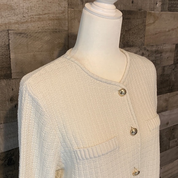 H&M Sweater Jacket with gold buttons - Picture 5 of 16